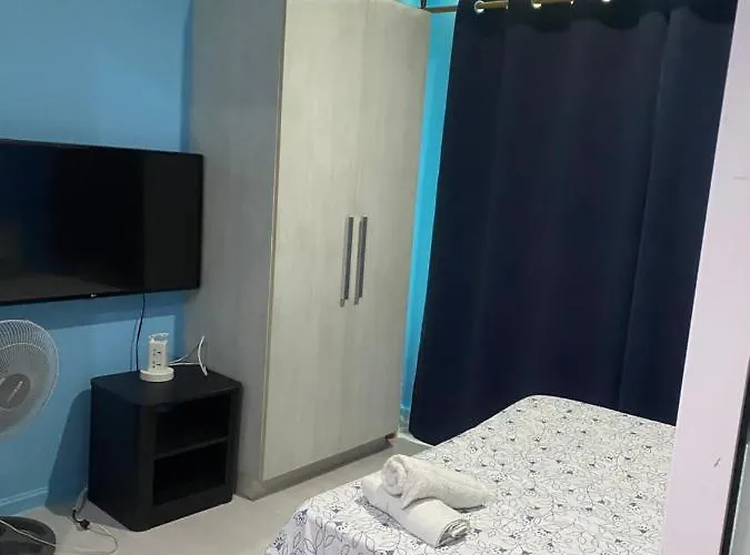 Azure Deluxe Beachview